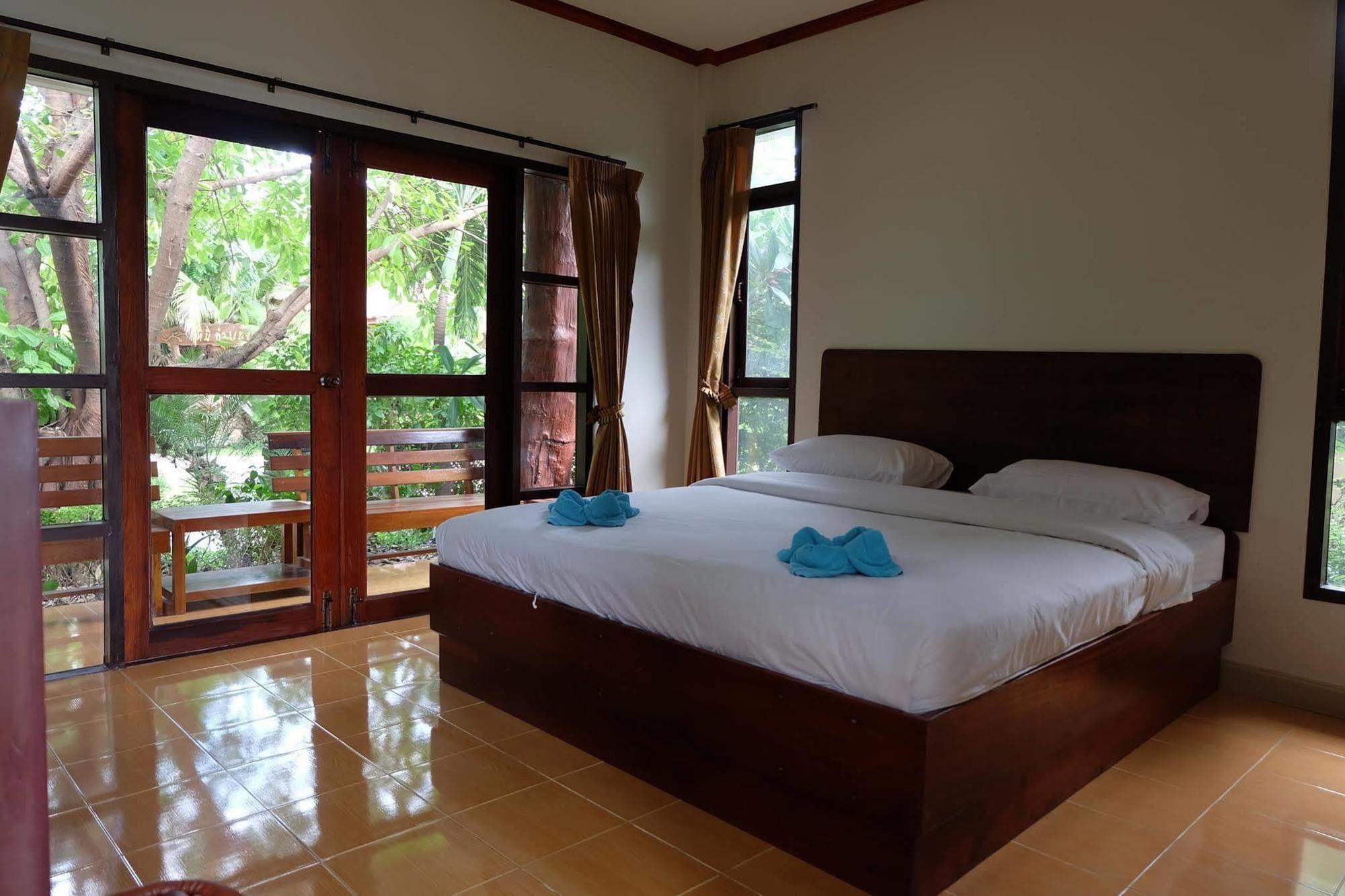 Maiyai Resort - Big Tree Kamphengphet Kültér fotó